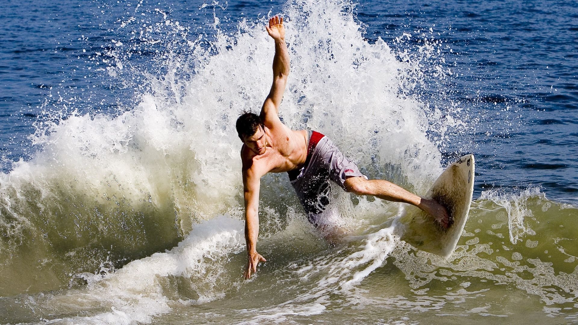 世界柔道大奖赛分站赛 日本队包揽多个级别金牌